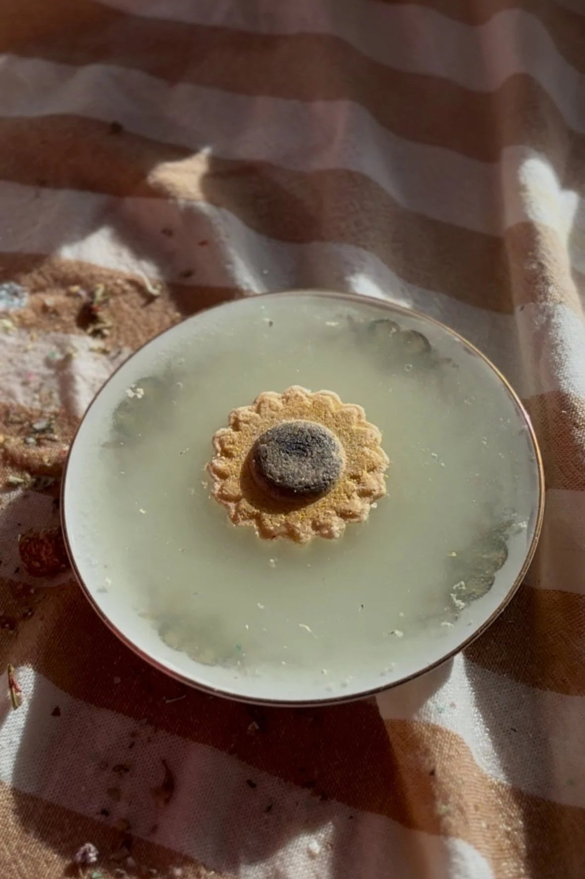 sunflower bath bomb